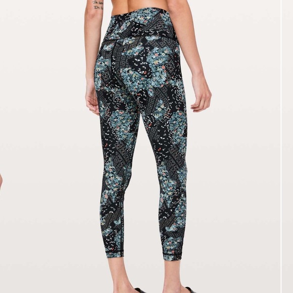 Lululemon Wunder Under Hi-Rise 7/8 Tight *25"Assemblage Alpine White Multi Sz 8 - Picture 3 of 10